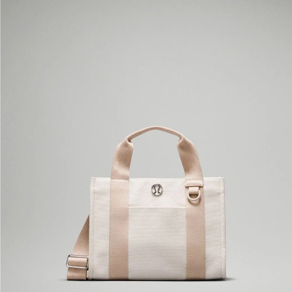 🆕 Lululemon Two Toned Canvas Tote Bag Mini 4.5L - Picture 7 of 7